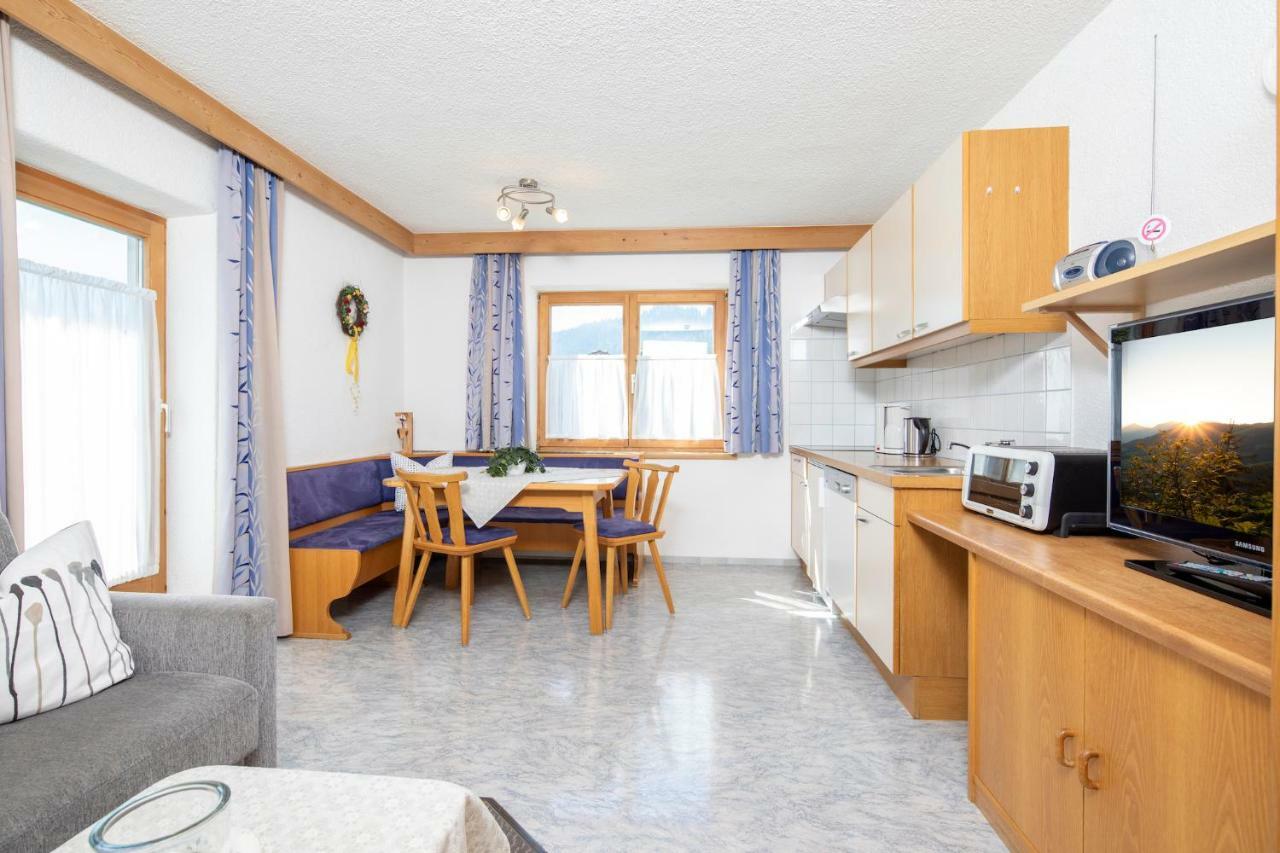 Haus Konrad Daire Reith im Alpbachtal Dış mekan fotoğraf